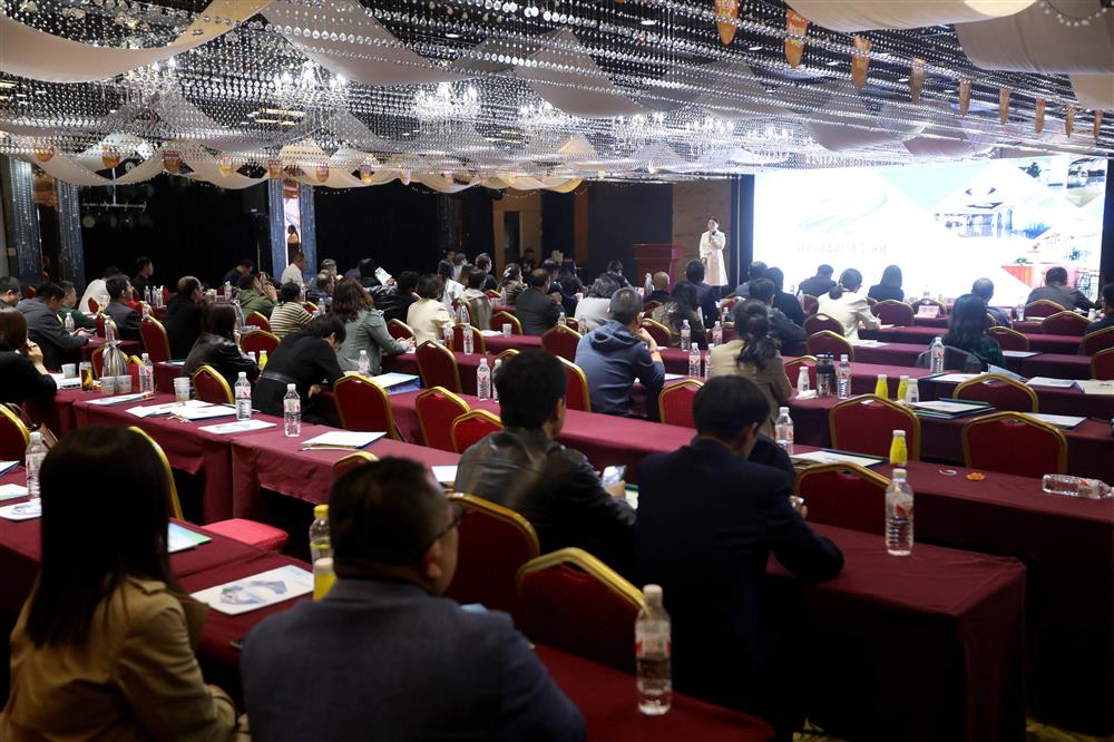 AI賦能產(chǎn)業(yè)生態(tài)！科創(chuàng)投集團(tuán)旗下銀河數(shù)創(chuàng)空間舉辦濟(jì)南科創(chuàng)數(shù)創(chuàng)生態(tài)大會(huì)